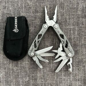 Gerber “suspension” multitool